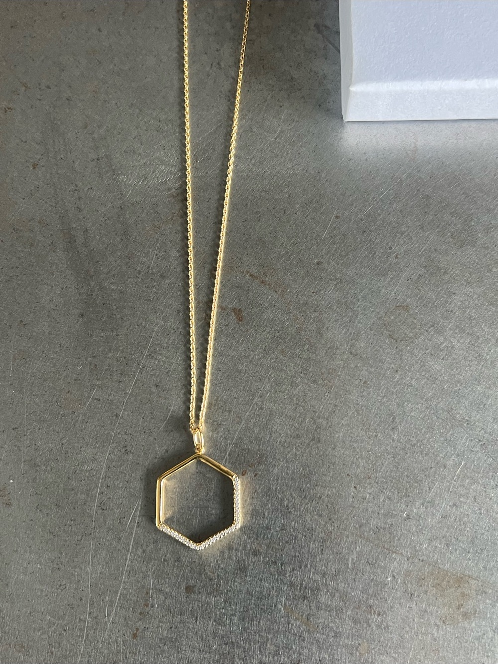 S. Oliver pendant with chain, 925 sterling, yellow goldplated, new in box.